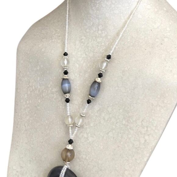 Vintage Black Flat Cutout Circle Black Clear Gray Silver Bead Statement Necklace - Picture 6 of 12